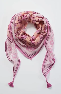 Border-Print Diamond Scarf | Jjill