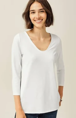 Essential Forward-Seam Tee | Jjill