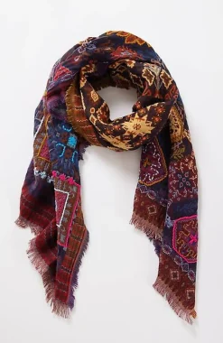 Hand-Stitched Diamond Medallions Jacquard Scarf | Jjill